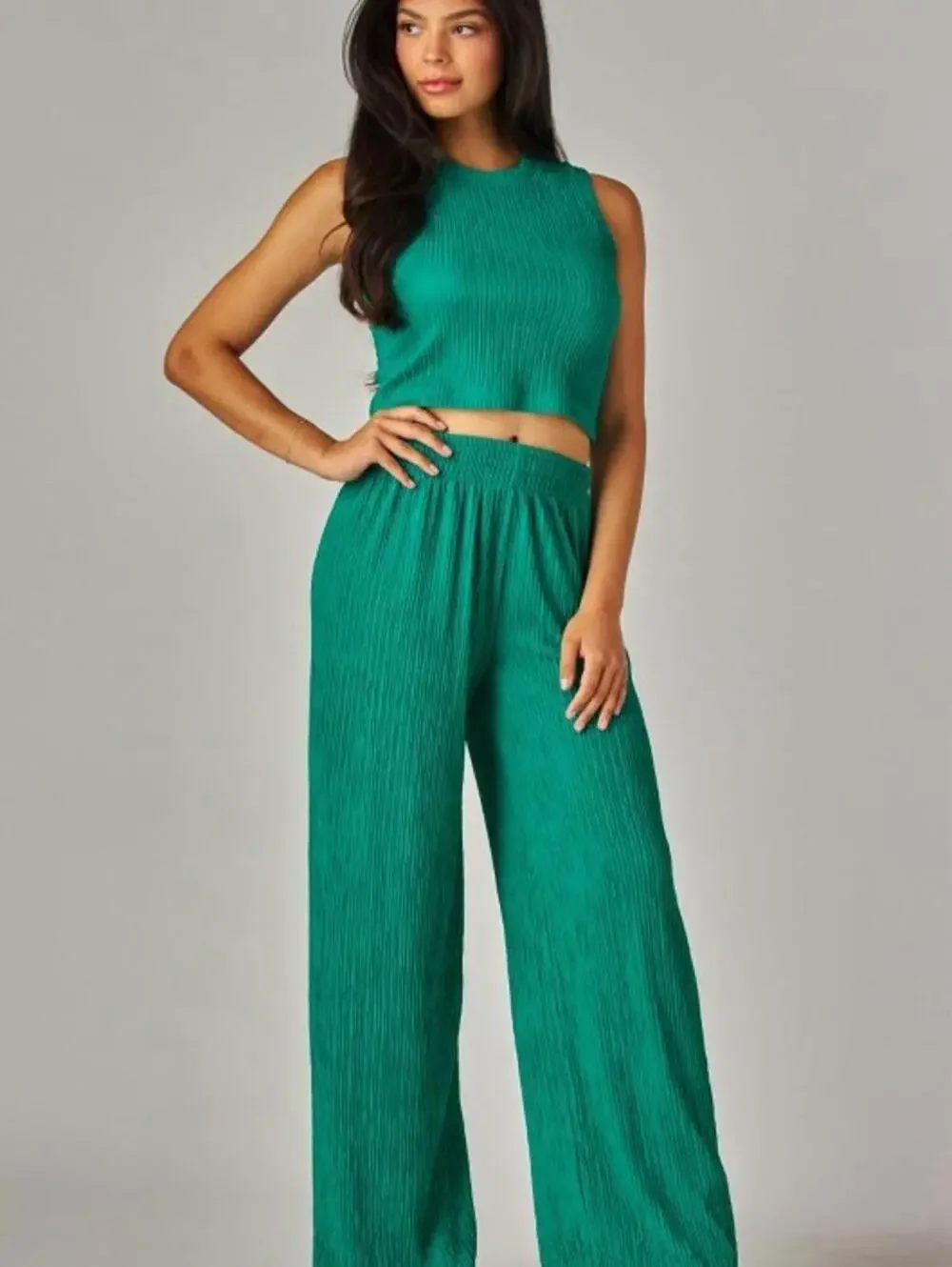 Love Poem Plisse Lounge Set Emerald Green Large Wide Leg 2 piece Spring NWT